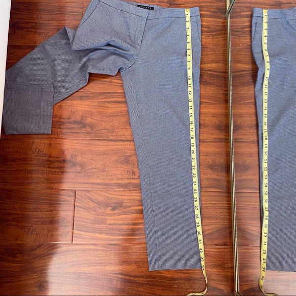 Theory No De Modele dress pants .Size 4 - Picture 10 of 11